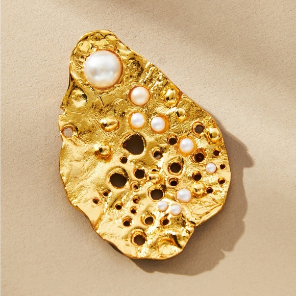 Anthropologie Pajarolimon Aretes Clan Earrings - Picture 7 of 11